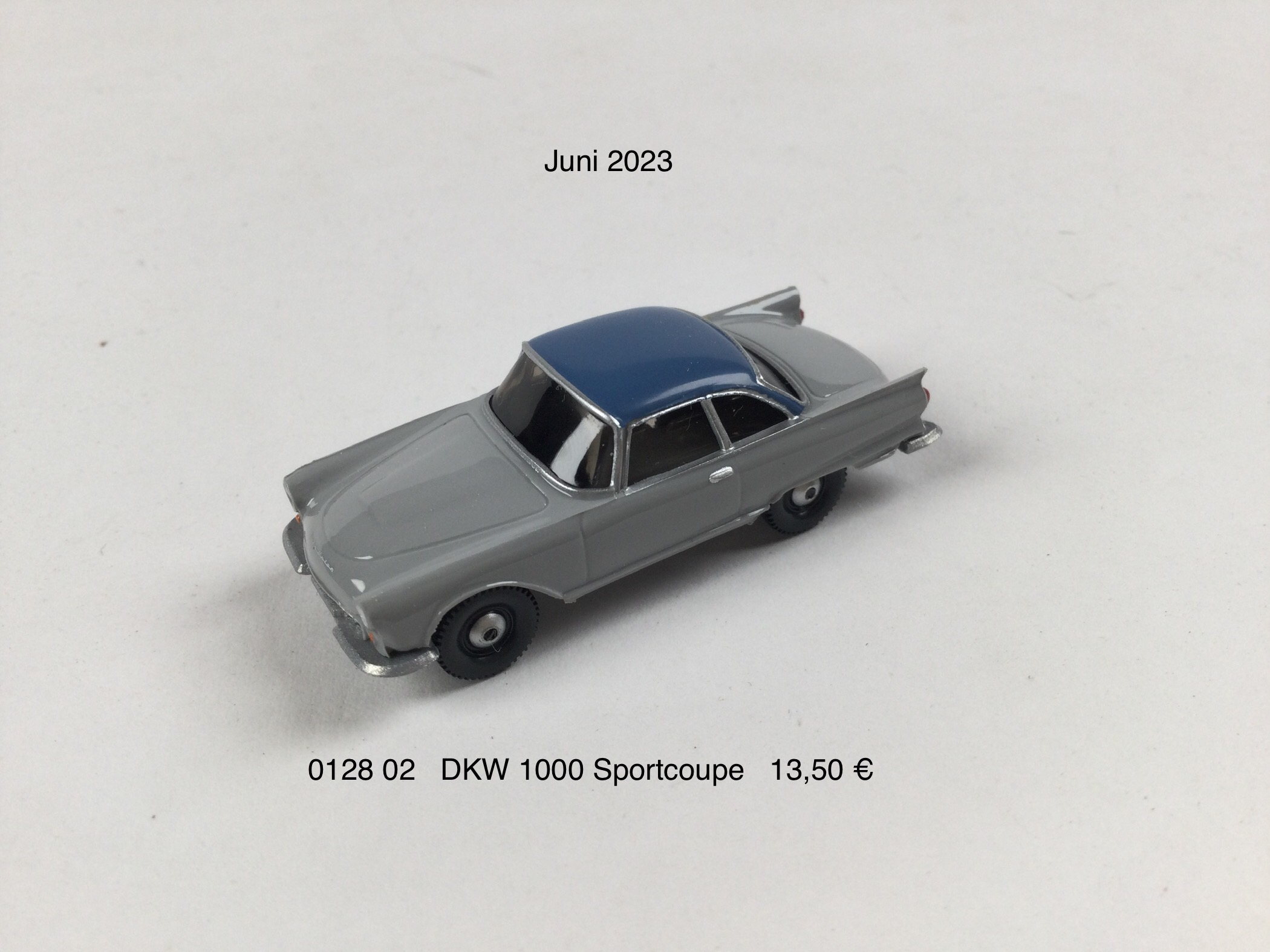 DKW 1000 Spezial Sportcoupe "fenstergrau/brillantblau"