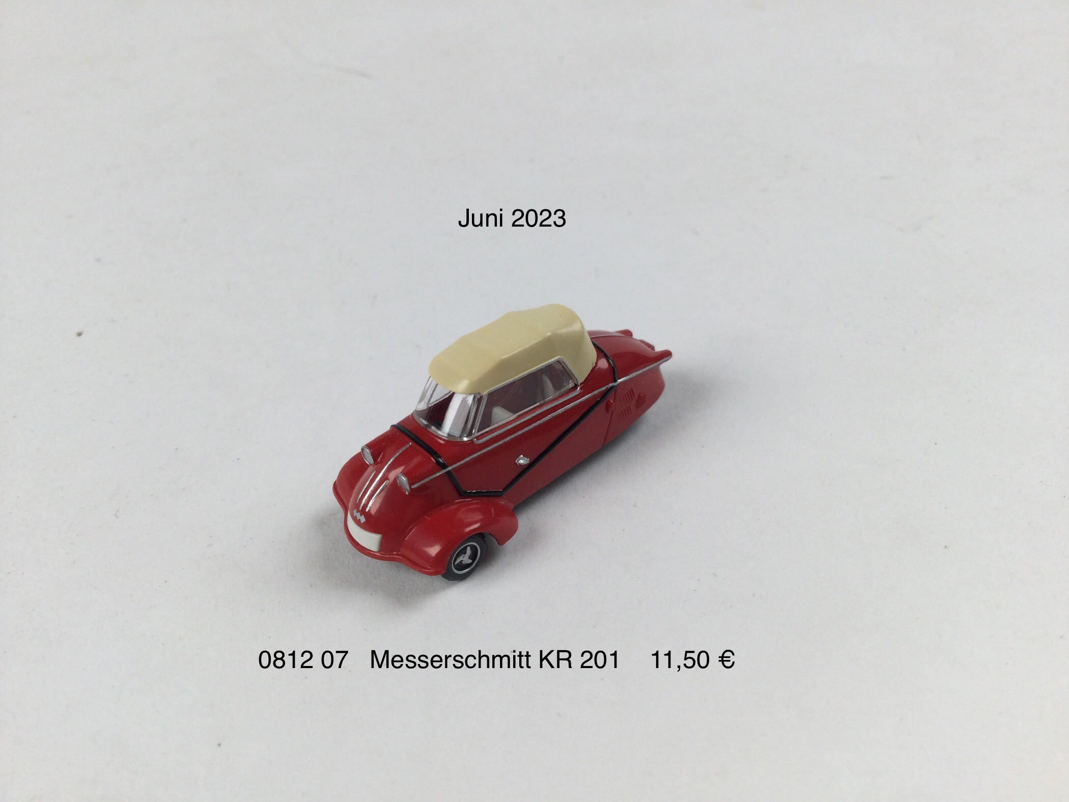 Messerschmitt KR 201 "rubinrot/elfenbeinbeige"
