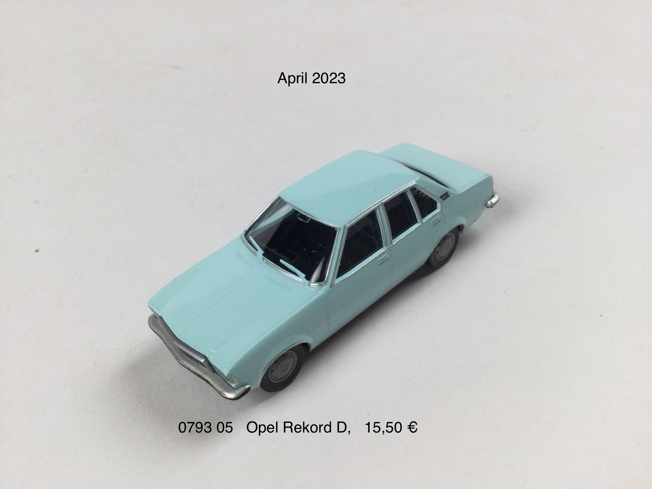 Opel Rekord D "hellblau"